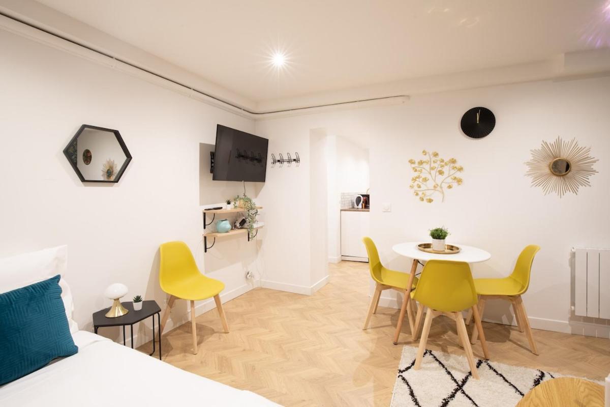 Appartement Charmant Proche De L'Arc Triomphe -2P Paris Extérieur photo